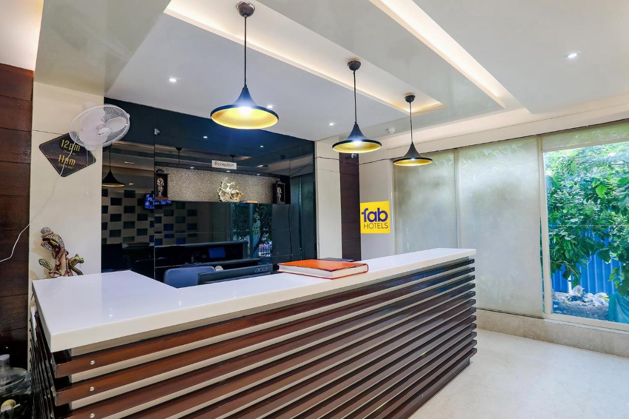 Fabhotel Grand Stay New Delhi Exterior foto